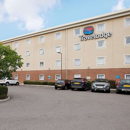 Travelodge เชลเทนแฮม ภายนอก รูปภาพ