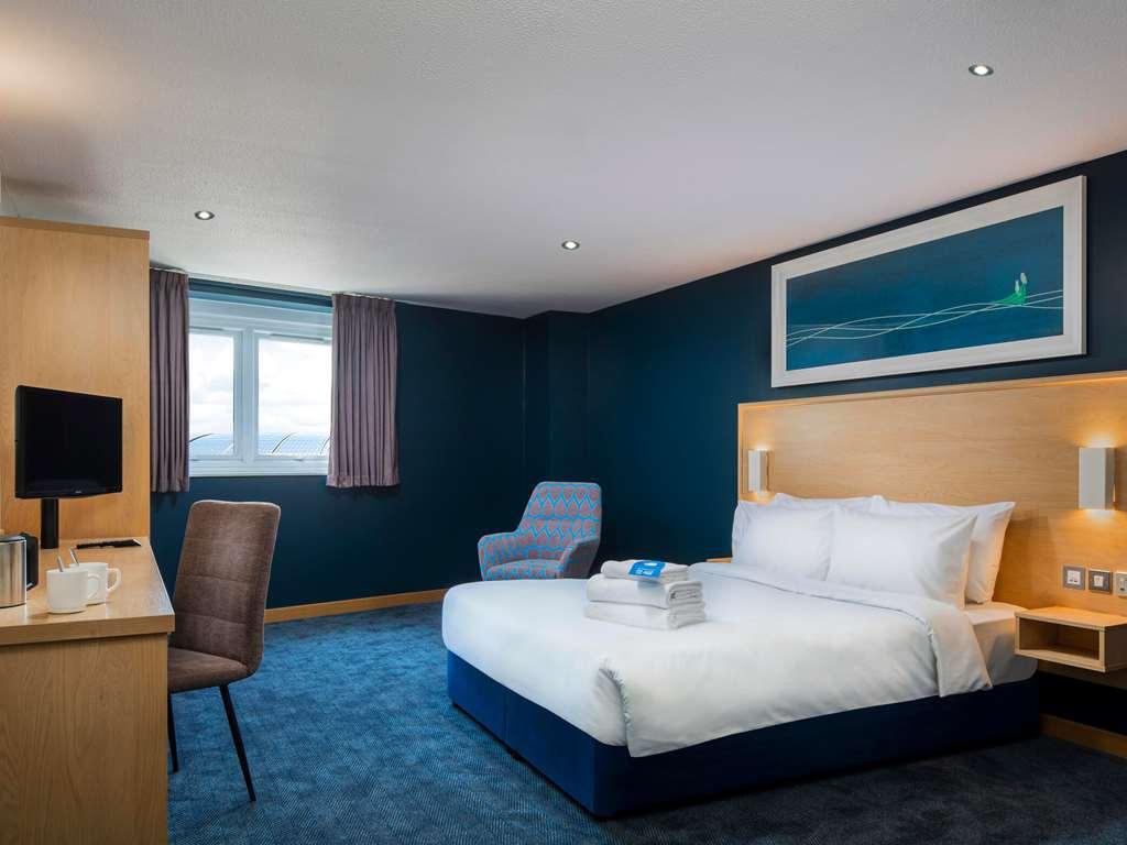 Travelodge เชลเทนแฮม ห้อง รูปภาพ